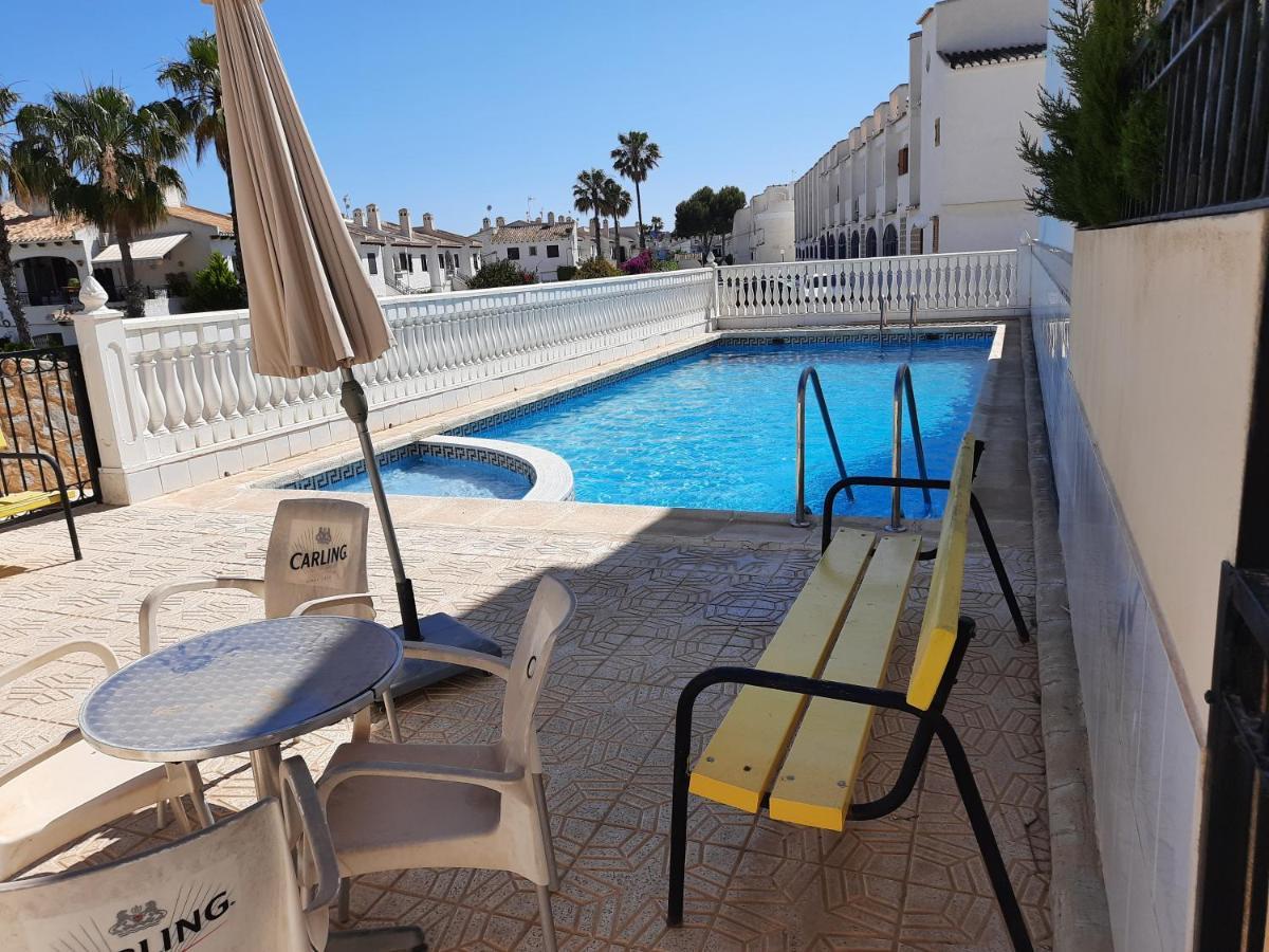 Espanhouse Playa Townhouse In La Zenia Close To The Beach Оріуела Екстер'єр фото